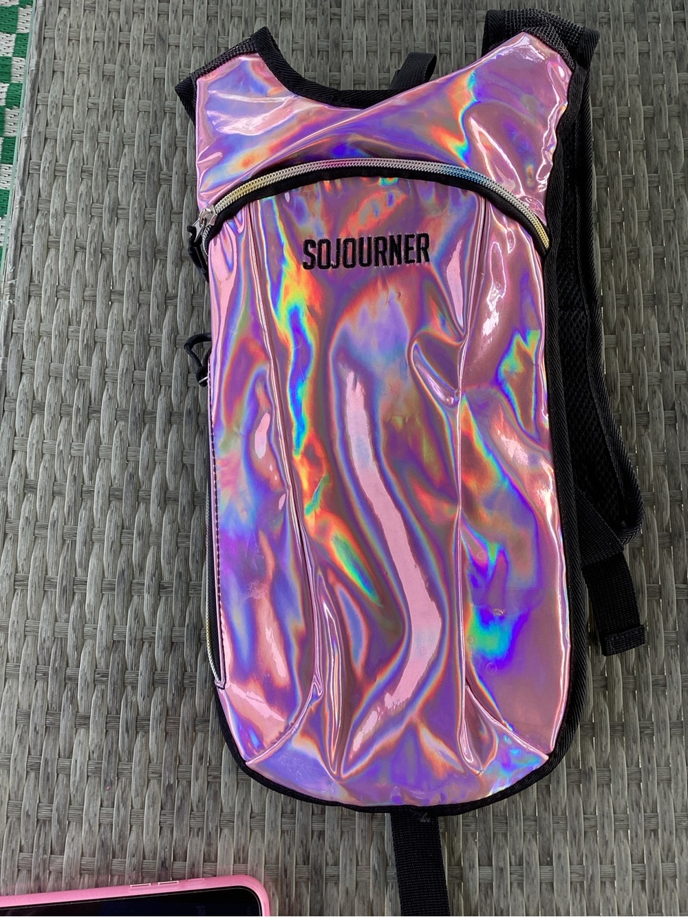 Sojourner Iridescent Pink Hydration Backpack - Picture 4 of 5